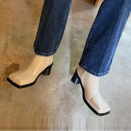 Elise Square Ankle Booties
